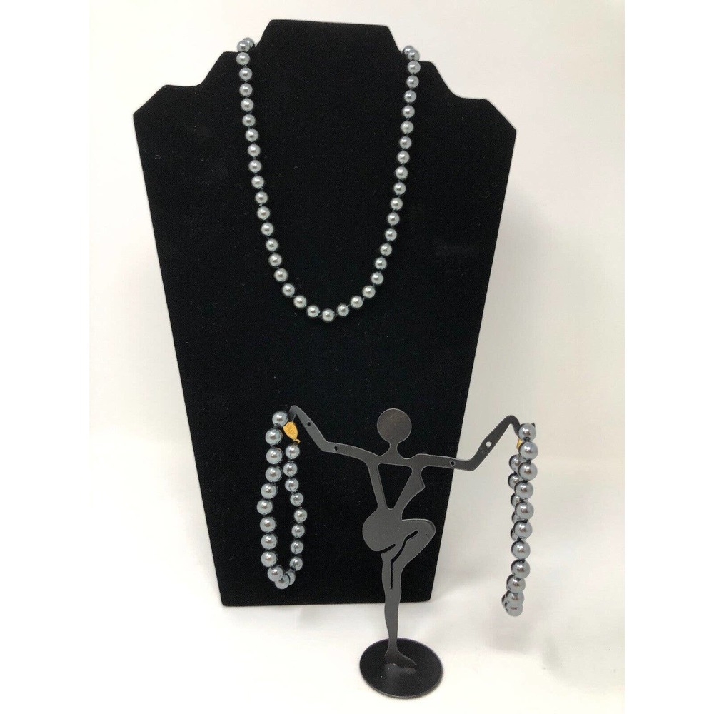 Vintage Faux Pearl Necklace and Two Matching Bracelets Gold Tone Closure